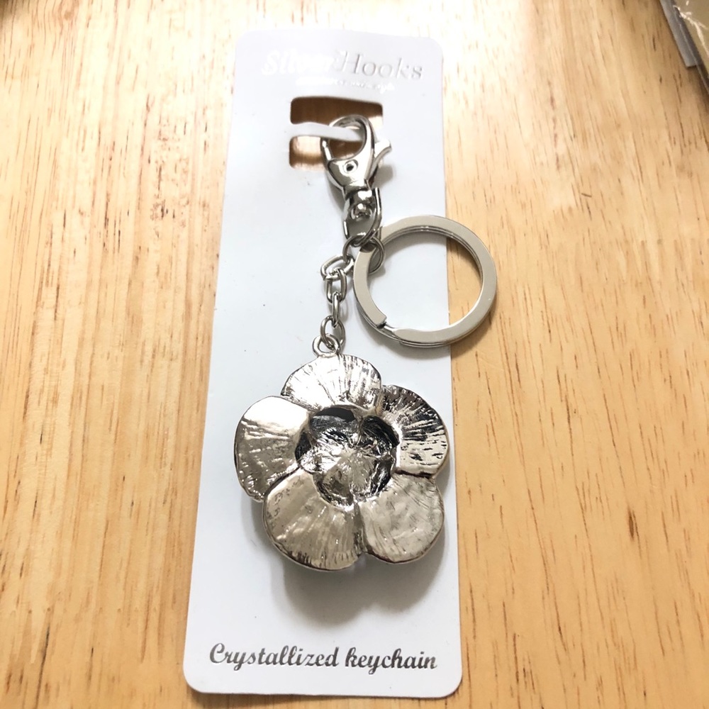 Flower Enamel Keychain - Picture 2 of 2